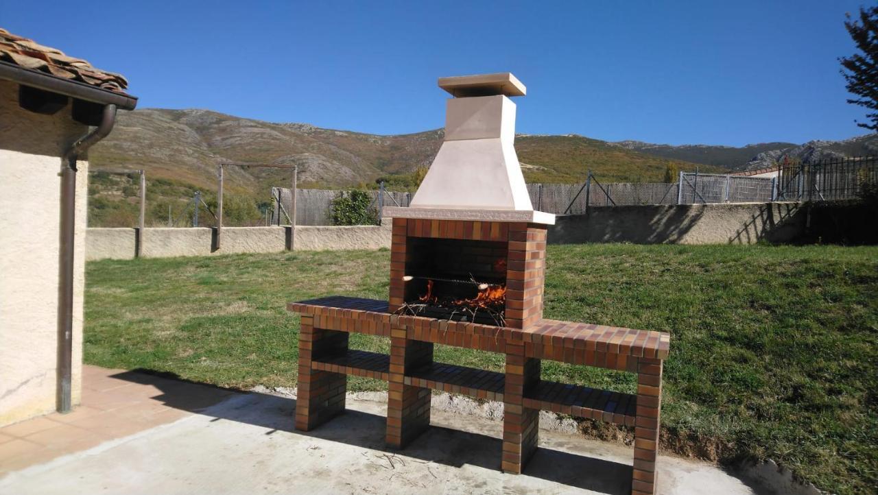 Riofrio de RiazaEl Mirador Del Hayedo别墅 外观 照片